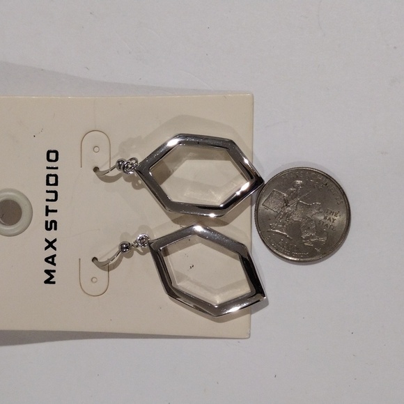 Elegant Silver tone Hexagon Shaped Drop Dangle Earrings, Women's Fashion Jewelry - Picture 8 of 8